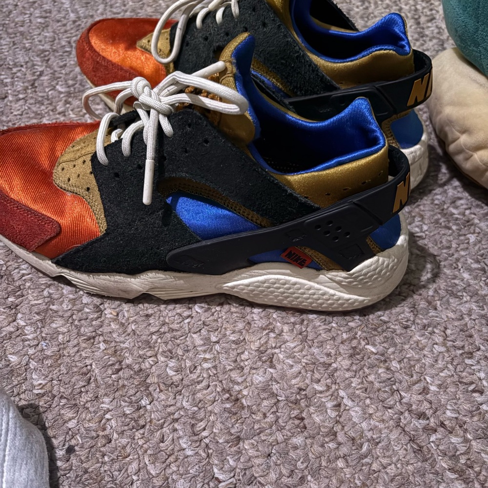 Nike Blue and Gold Sneakers